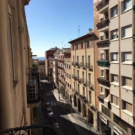 Ca L'avinyo Apartment *